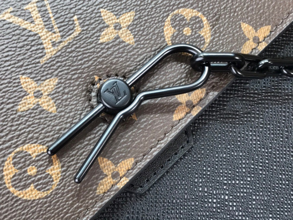 l0*is V*t0n robusto briefcase