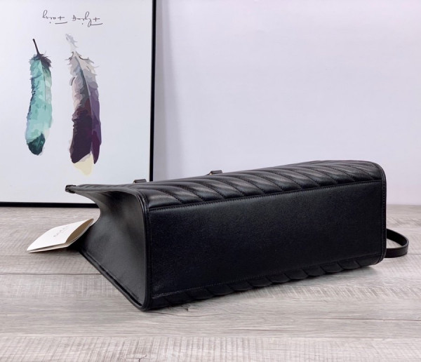 G*u*i gg marmont medium tote bag