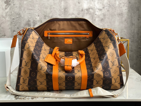 l0*is V*t0n keepall bandouliÈre 50