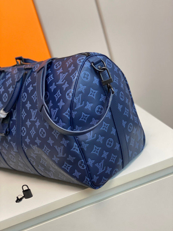 l0*is V*t0n keepall bandouliÈre 50