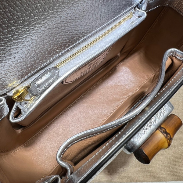 G*u*i small top handle bag with bamboo