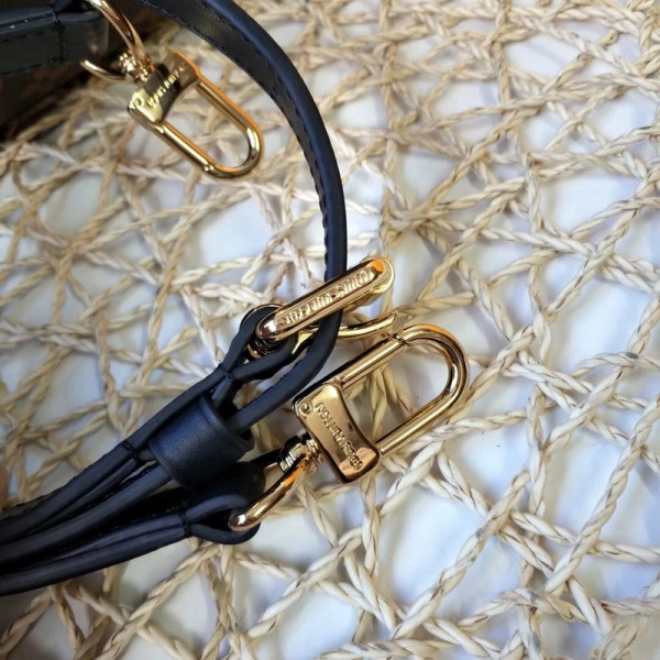 l0*is V*t0n flower tote