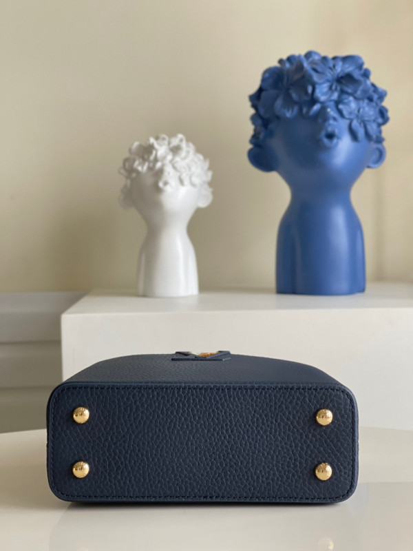 l0*is V*t0n capucines mini