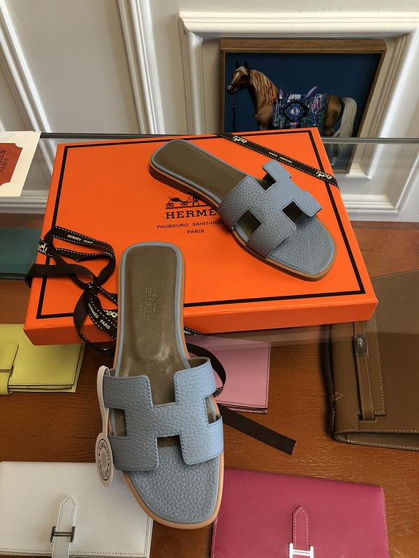 H**mes sandal