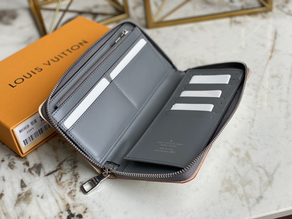 l0*is V*t0n zippy wallet vertical