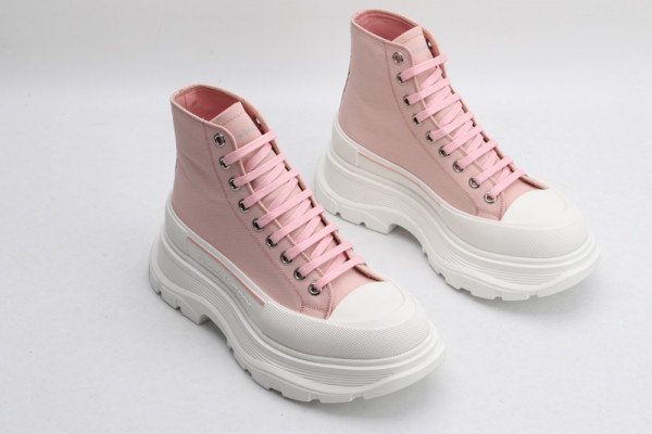 ale*d*r M*Q*en tread slick boot