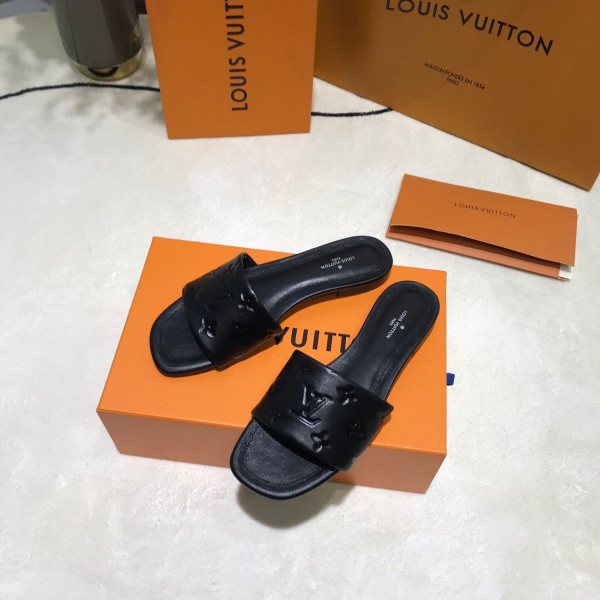 l0*is V*t0n slippers