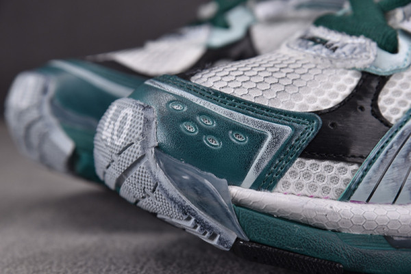 Ba*len*cia*ga runner