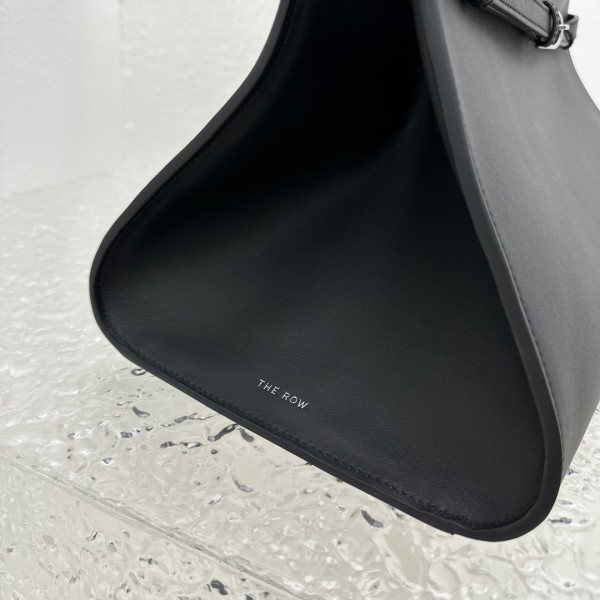 T*e R0w belt margaux