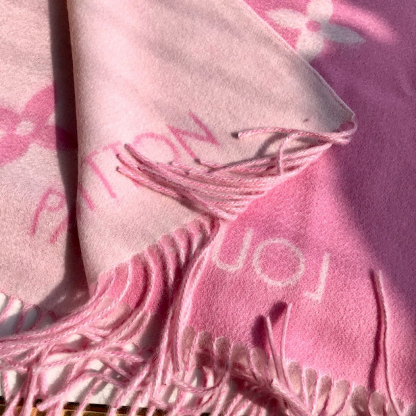 l0*is V*t0n reykjavik scarf