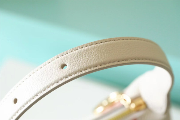 l0*is V*t0n mini moon