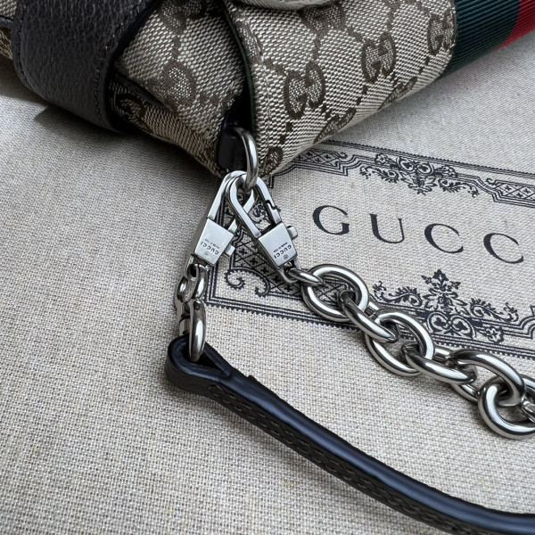 G*u*i horsebit chain big shoulder bag