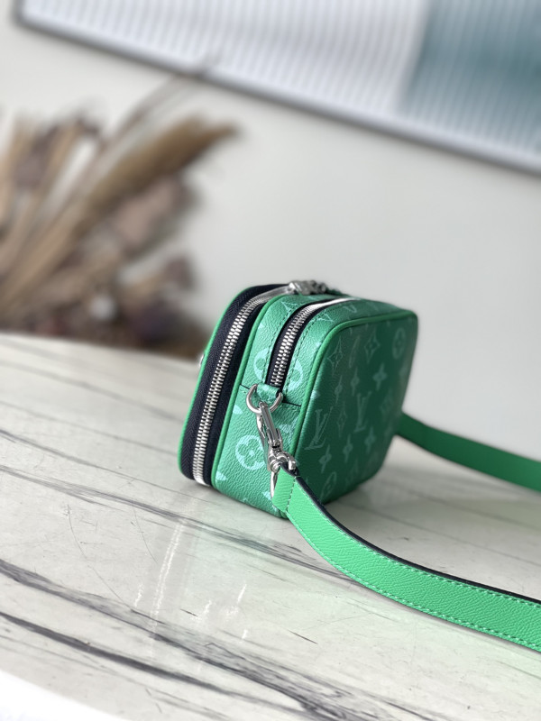 l0*is V*t0n nano alpha-11.0*18.5*6.5cm