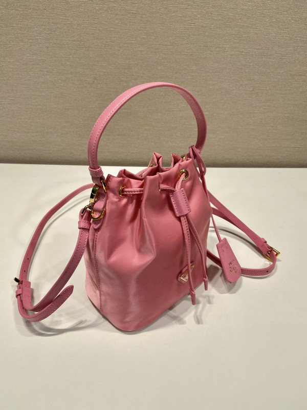 Pra*a bucket bag-15.5*19.5*10cm