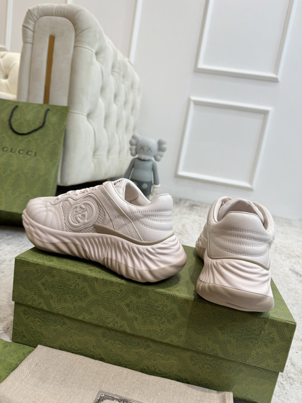 G*u*i ripple sneaker