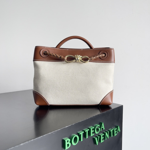 bo*te*ga Ve*ne*ta small  andiamo-25*22*10.5cm