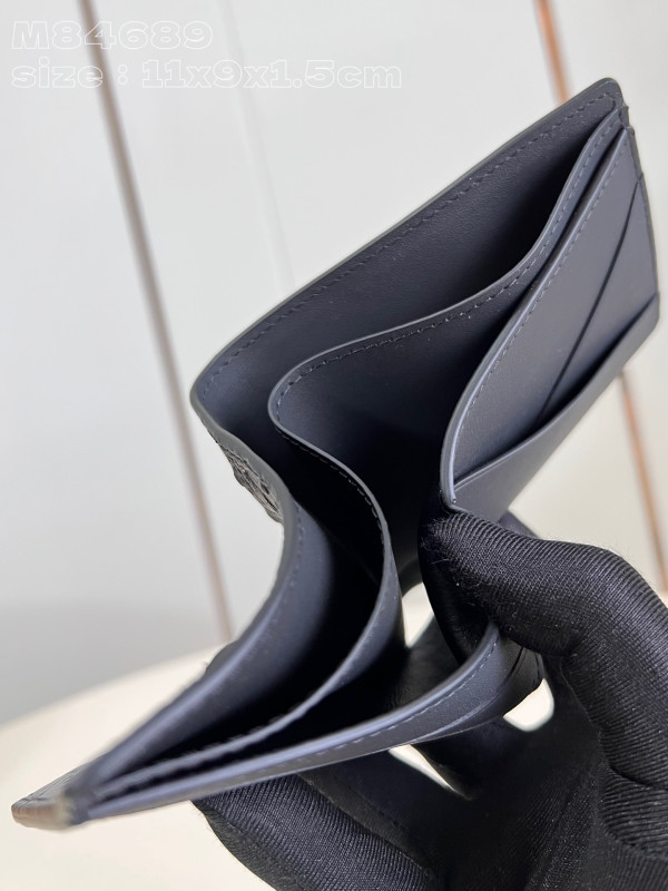 l0*is V*t0n multiple wallet-11.5*9*1.5cm