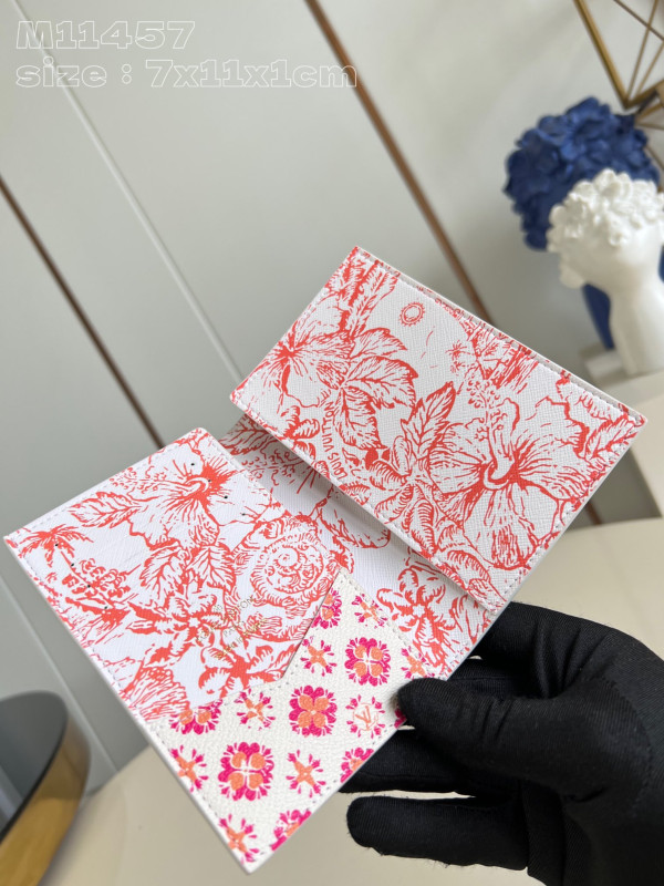 l0*is V*t0n pocket organizer-7.5*11.1*1 cm