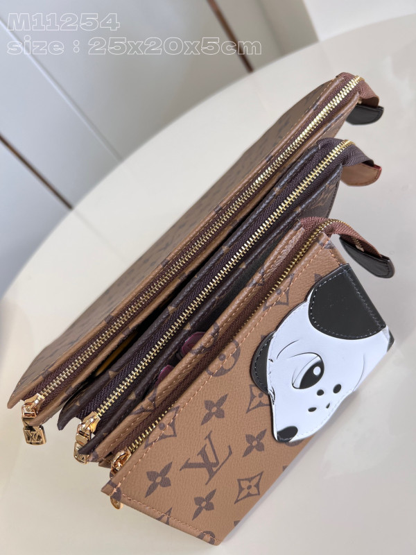 l0*is V*t0n trio toilet pouch-25*20*5.5cm