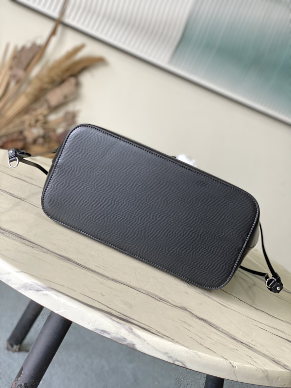 l0*is V*t0n neverfull mm-31*28*14cm