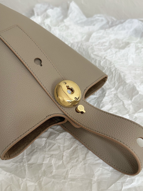 Lowee Mini Pebble Bucket bag-19.5*16*16CM