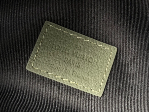 l0*is V*t0n discovery backpack pm-29*38*20cm