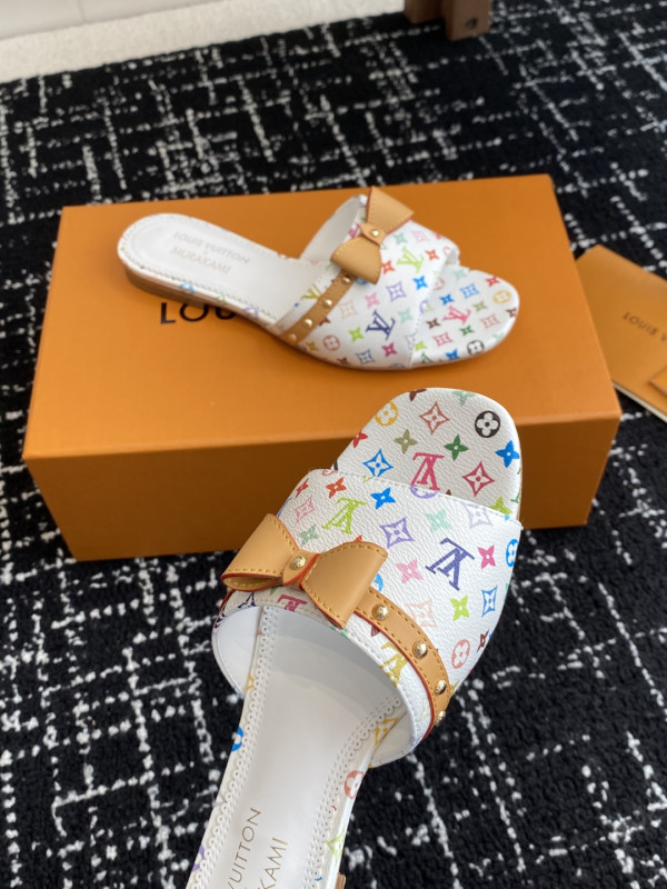 l0*is V*t0n slippers