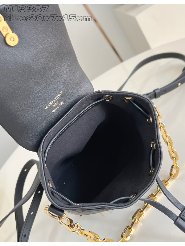 l0*is V*t0n coussin backpack-20*7.5*15cm