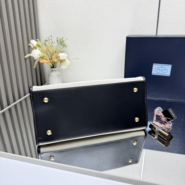 Pra*a medium linen blend and leather tote bag - 35*22.5*18cm