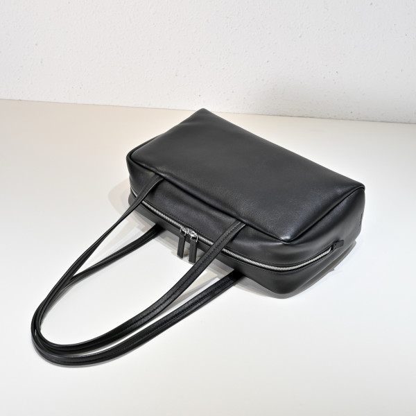 T*e R0w astra bowling shoulder bag - 30*18*10cm