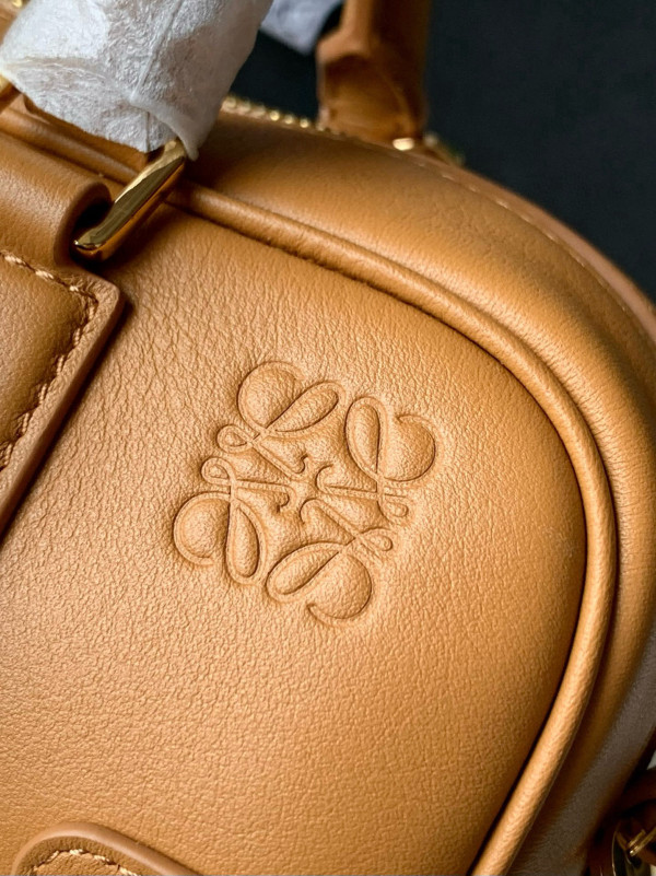 L0ew* amazona 23 cropped bag in nappa calfskin - 23*10*11cm