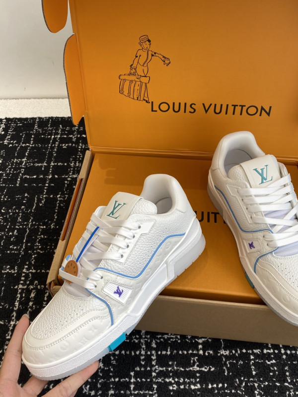 l0*is V*t0n 25ss trainer sneaker